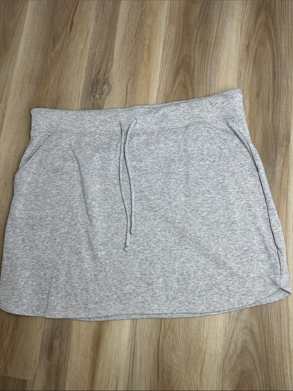 Nine West Light Gray Knit Pull-On Skirt with Drawstring. Sz. XL